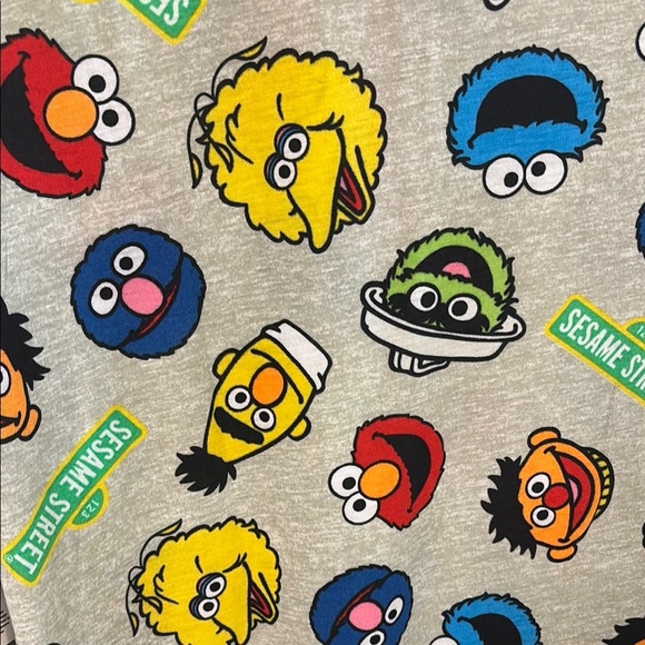 Sesame Street Pajamas NWT Size: Small - Picture 12 of 14
